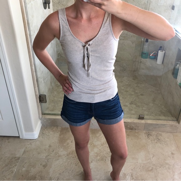 Lace Up Ribbed Tank - Picture 6 of 11